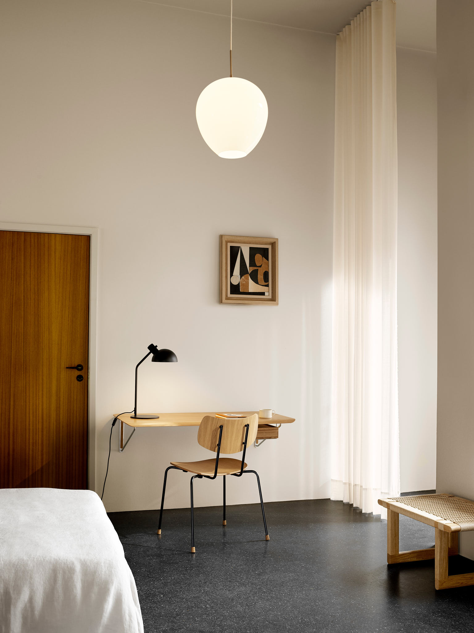 Wall Disk a Minimalism meets functionality