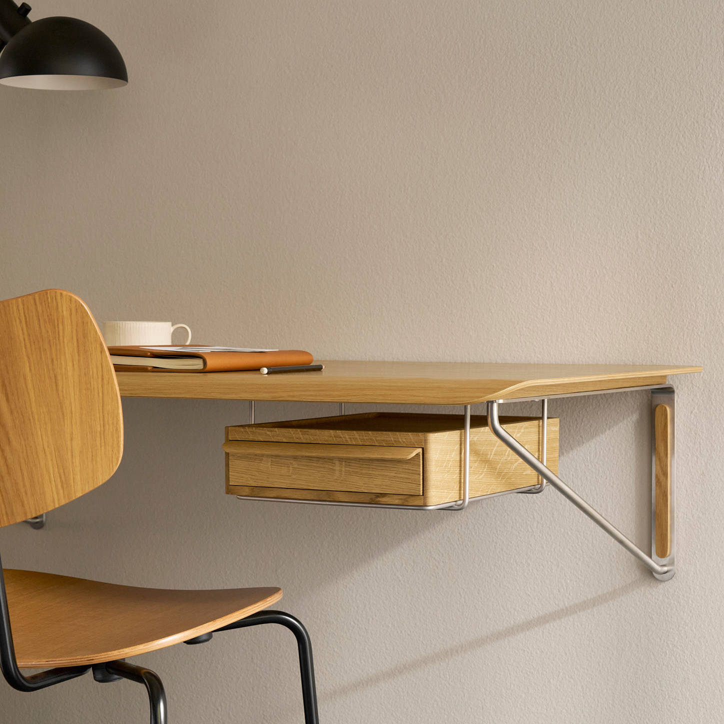 Wall Disk a Minimalism meets functionality