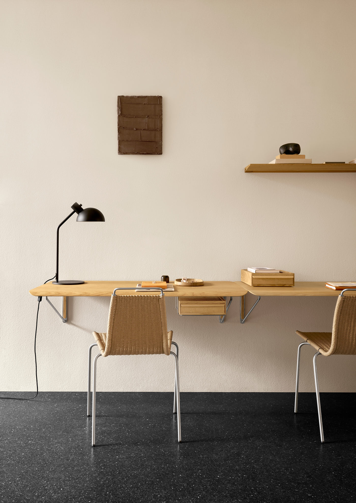 Wall Disk a Minimalism meets functionality
