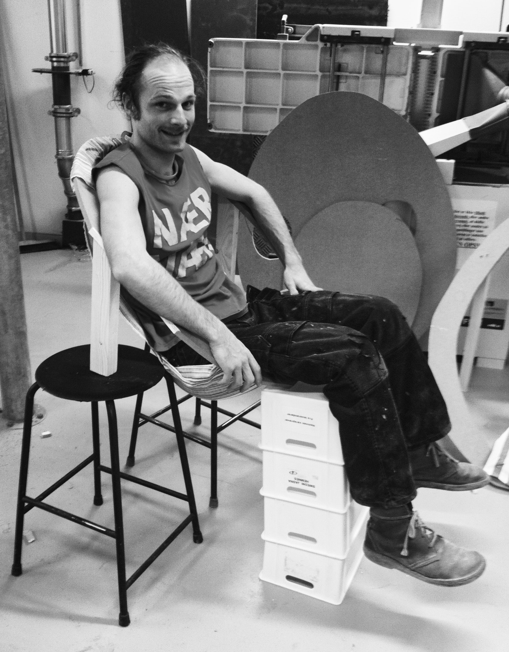 Rocking nest chair model